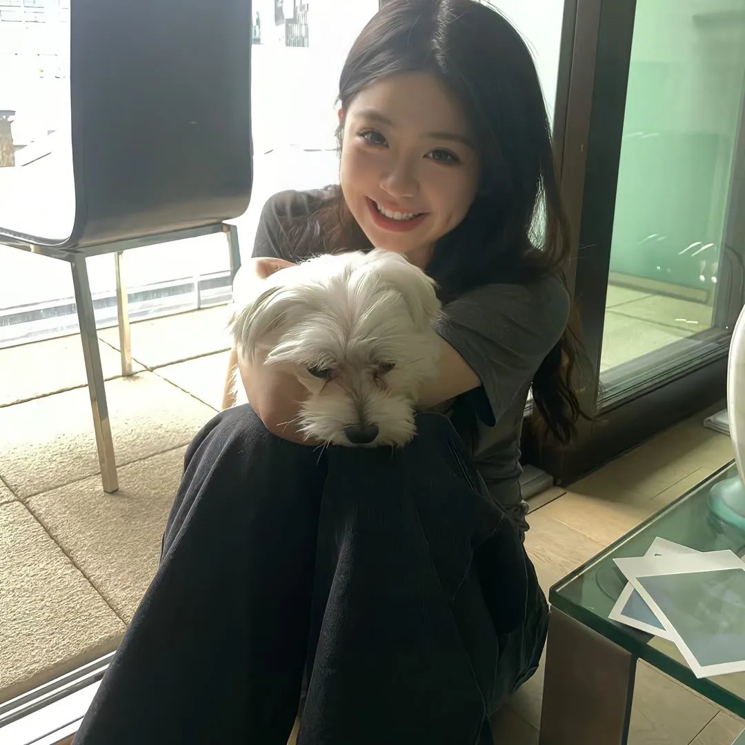 砂之塔:知道太多事情的邻居